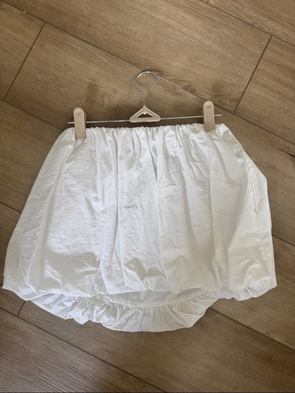 Aritzia White Cotton Bubble Skirt